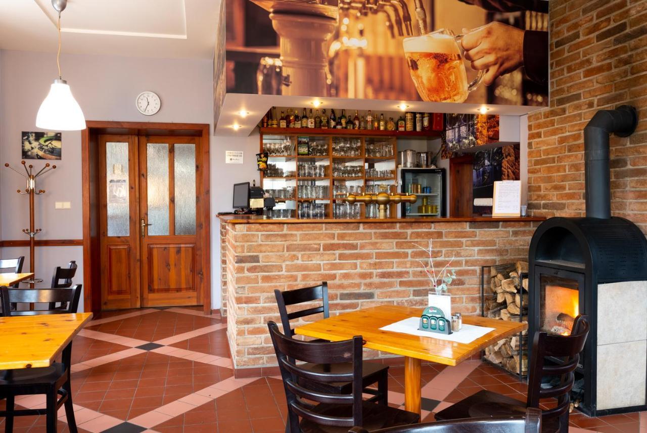 Hotel U Berounky Srbsko Εξωτερικό φωτογραφία